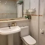 Apartamento, Zona Residencia Con Piscina, Cerca De Playas En Santander
