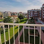 Apartamento, Zona Residencia Con Piscina, Cerca De Playas En *
