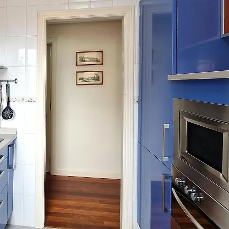 Apartamento, Zona Residencia Con Piscina, Cerca De Playas En Santander