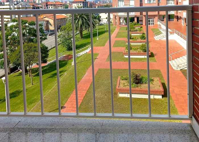Apartmán Apartamento, Zona Residencia Con Piscina, Cerca De Playas En Santander