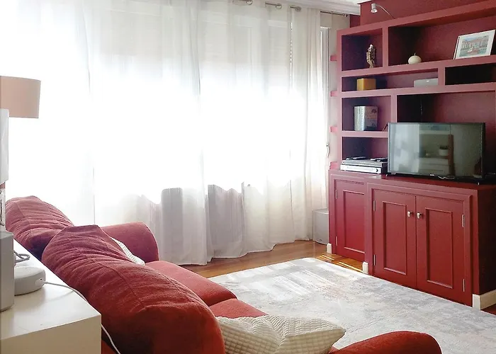 Apartamento, Zona Residencia Con Piscina, Cerca De Playas En * Santander