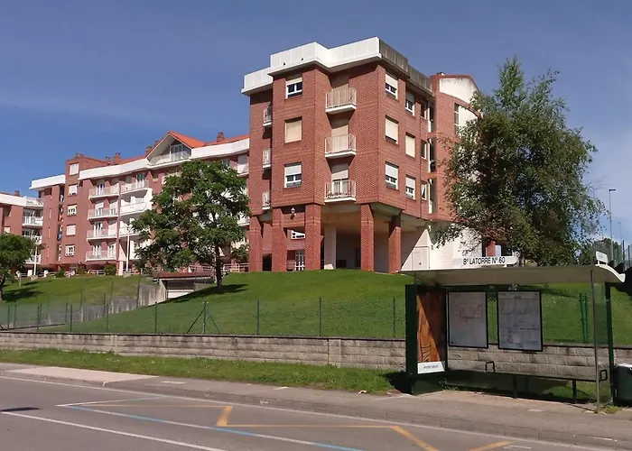 Apartamento, Zona Residencia Con Piscina, Cerca De Playas En Appartement *