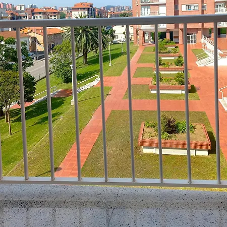 Apartamento Apartamento, Zona Residencia Con Piscina, Cerca De Playas En Santander