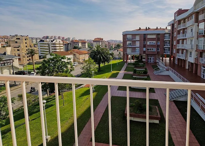 Apartamento, Zona Residencia Con Piscina, Cerca De Playas En *
